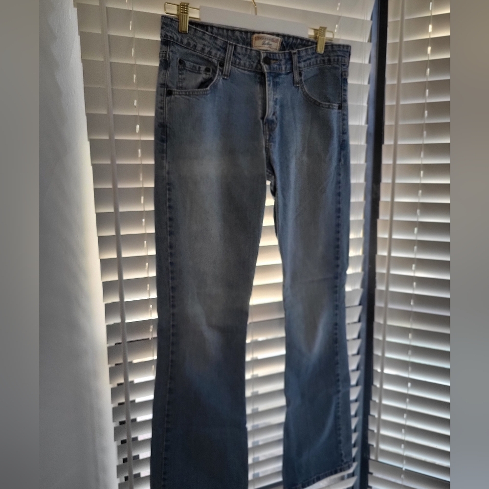 Levi Straus Classic Blue Women's Jeans